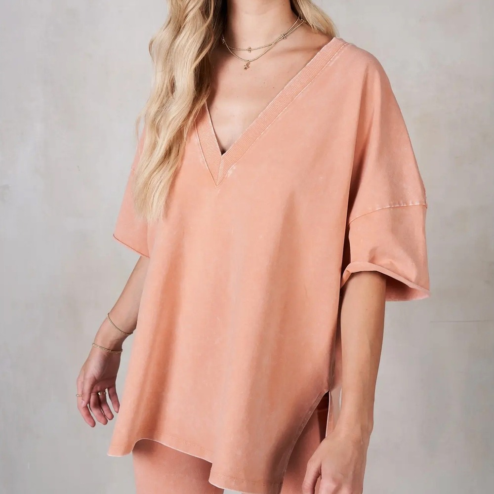 Normcore Drop Shoulder V-Neck Oversized Boho Shirt Dusty Rose Mineral Wash L‎